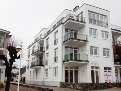 Wohn-/ Geschäftshaus-Sellin
